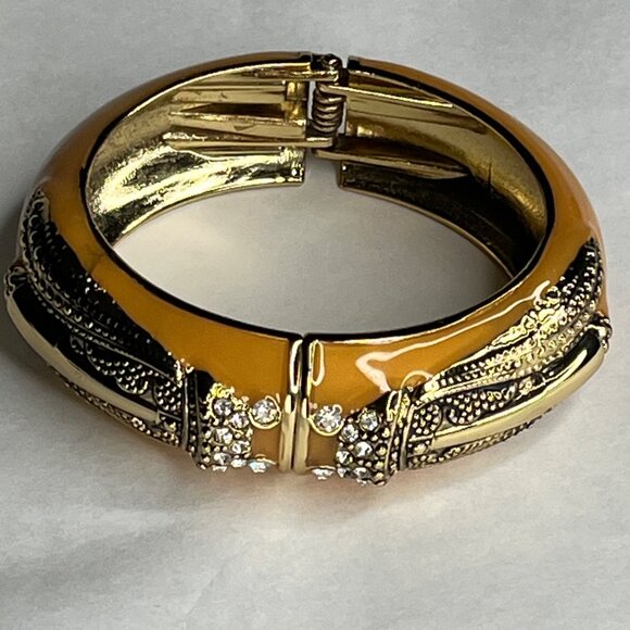 Vintage Gold & Amber Beetle Insect Clamper Bracelet With Rhinestone Accents RARE - Picture 2 of 4